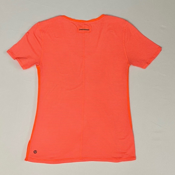 Lululemon Tee size 8 - Picture 4 of 4